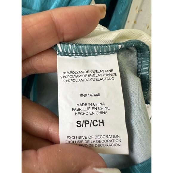 Hang Ten Women's Geometric Long Sleeve Sun Protection UPF 50+ Rash Guard Shirt S - Picture 6 of 7